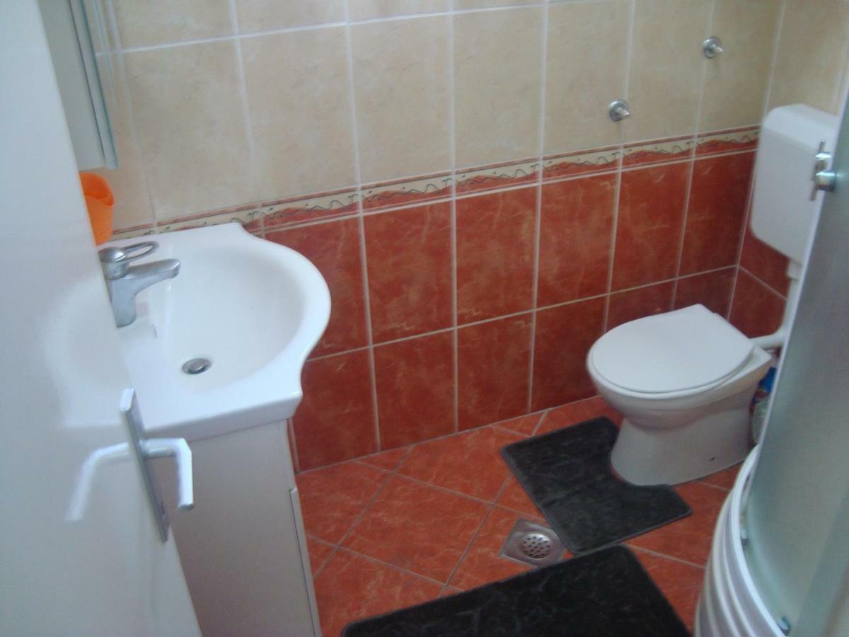 Apartment Ilina Vodice Eksteriør billede