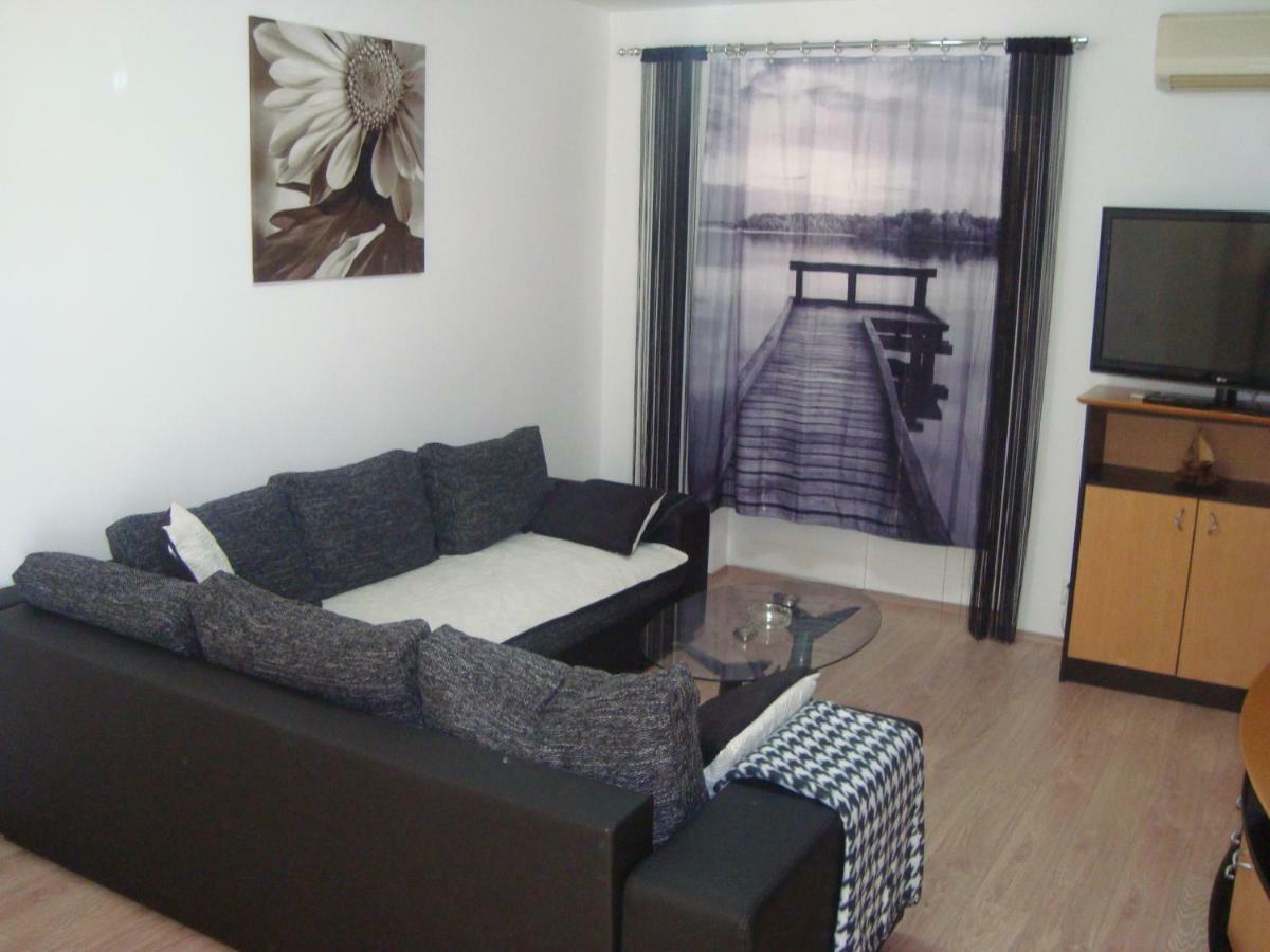 Apartment Ilina Vodice Eksteriør billede